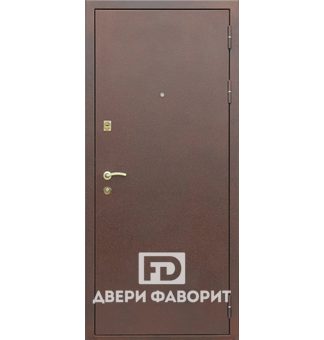 уличная дверь с цинкогрунтом усилена тремя петлями