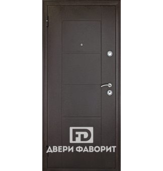 стандартная уличная дверь с цинкогрунтом